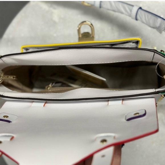 NWT Michael Kors Manhattan bag - Picture 8 of 9